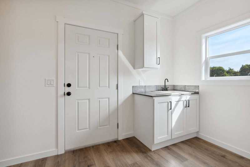 Space 216 Interior Photo